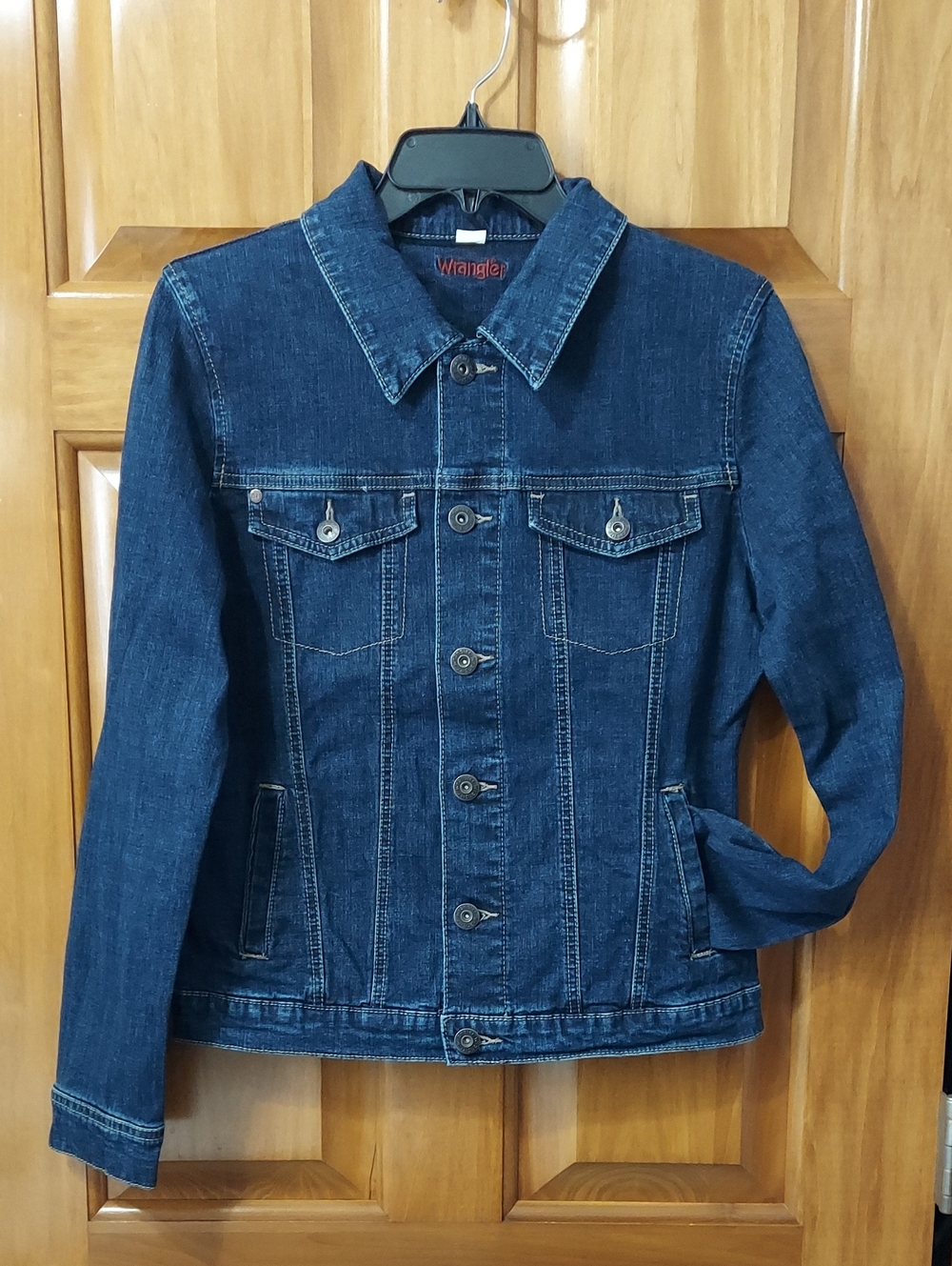 Wrangler Dark Blue Stretchy Classic Denim Jean Jacket Pockets Size M, Like New